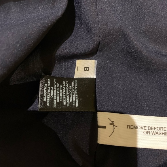 Brand new - Navy Banana Republic tailored blazer + Ann Taylor tailored skirt - Picture 8 of 9